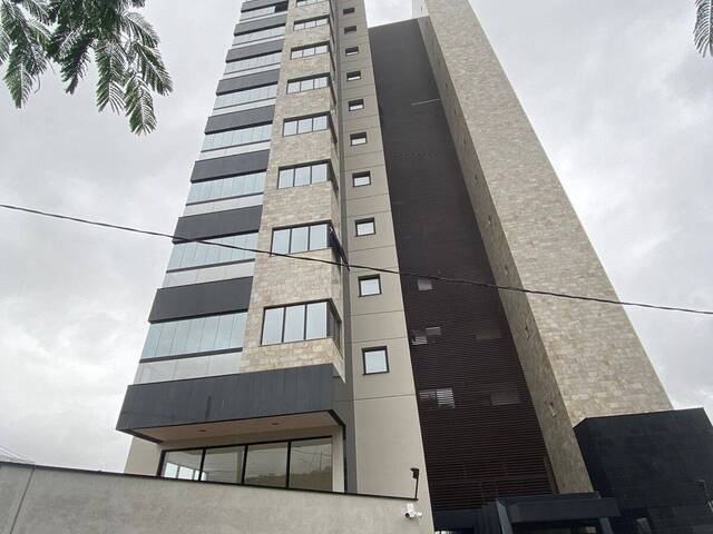 #810 - Apartamento para Venda em Pouso Alegre - MG