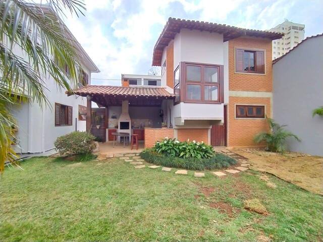 #1093 - Casa para Venda em Pouso Alegre - MG