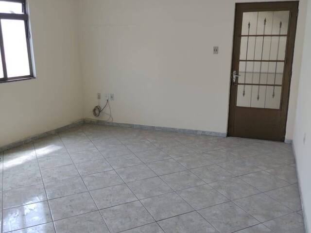 #1215 - Apartamento para Venda em Pouso Alegre - MG - 1